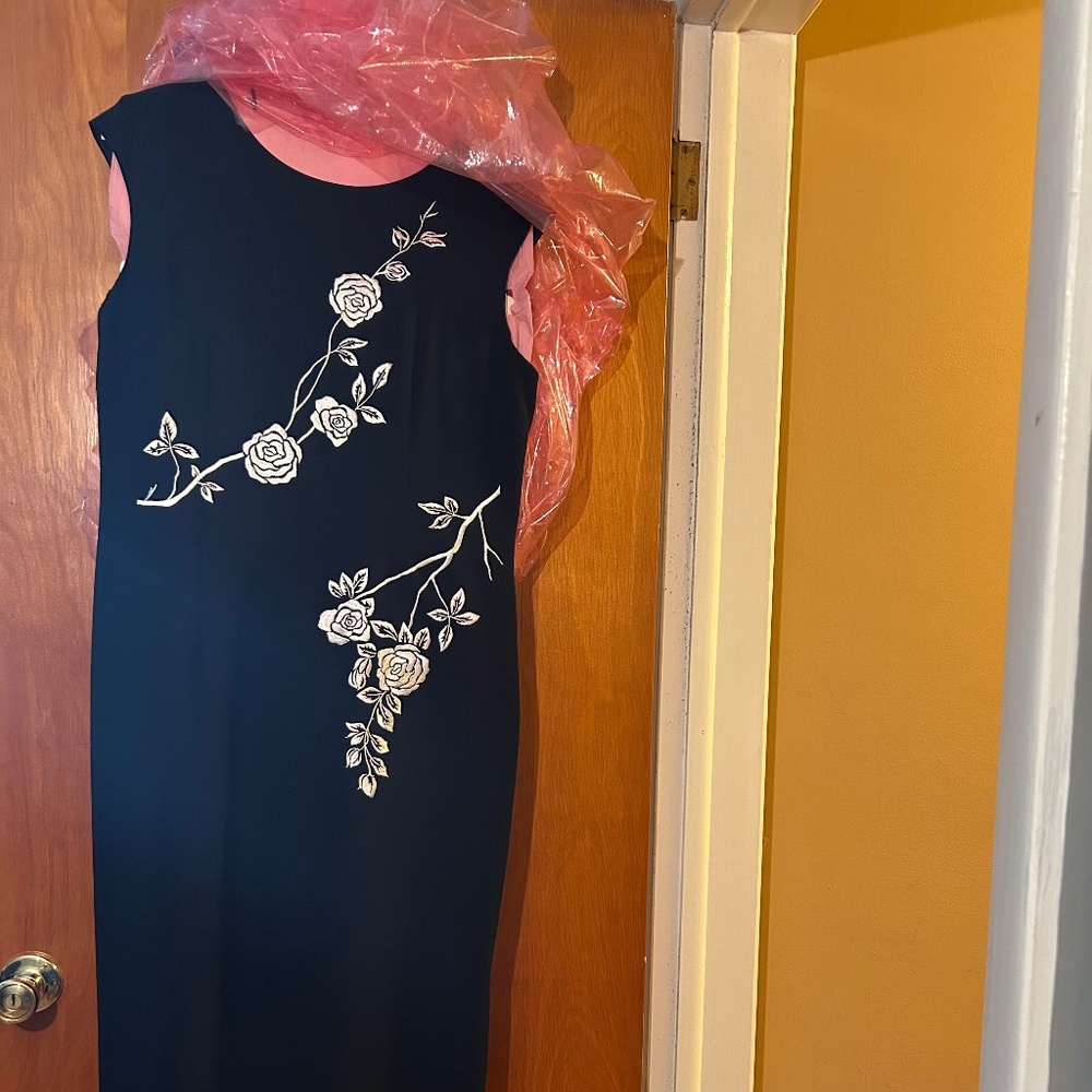Talbots Black/White Embroidered Gown